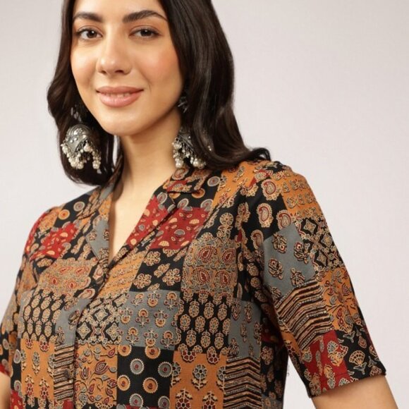 Black & Multi-Coloured Ethnic Print Crop Shirt Top, Cuban Collar, Short Sleeves - Picture 3 of 7